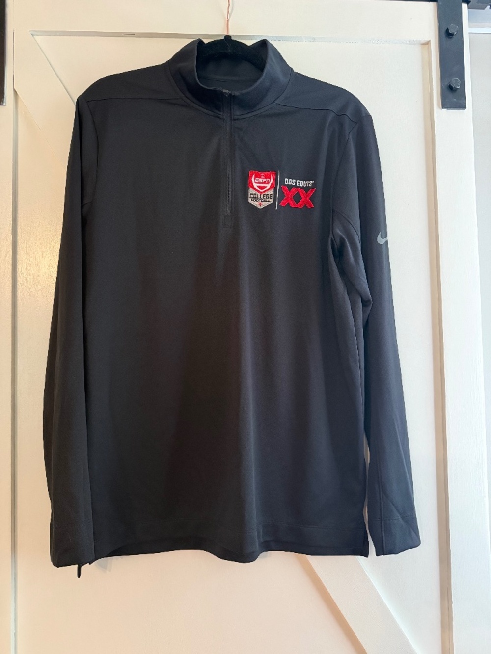 Nike Dri-Fit Men's Size Medium 1/4 Zip Long Sleeve Pullover- ESPN football